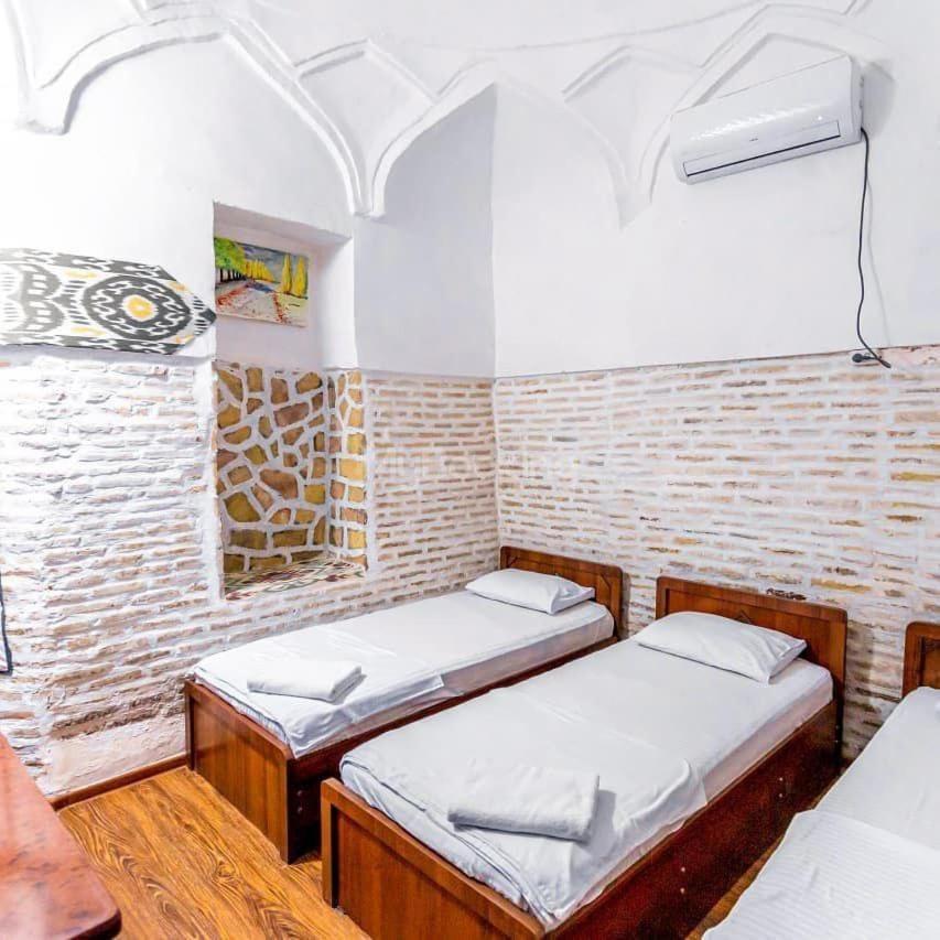 Umar Hotel In The Old City Bukhara Esterno foto